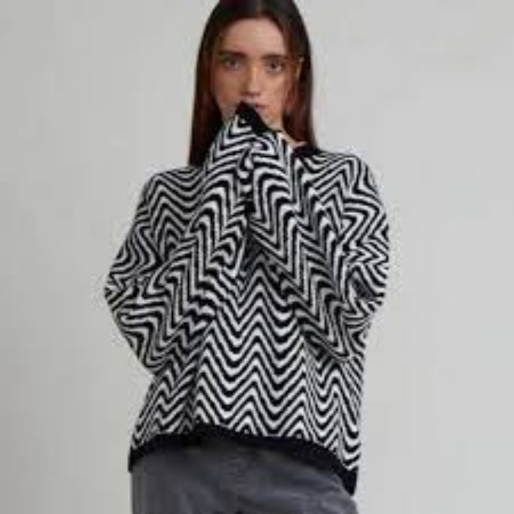the ragged priest arise knit Size L